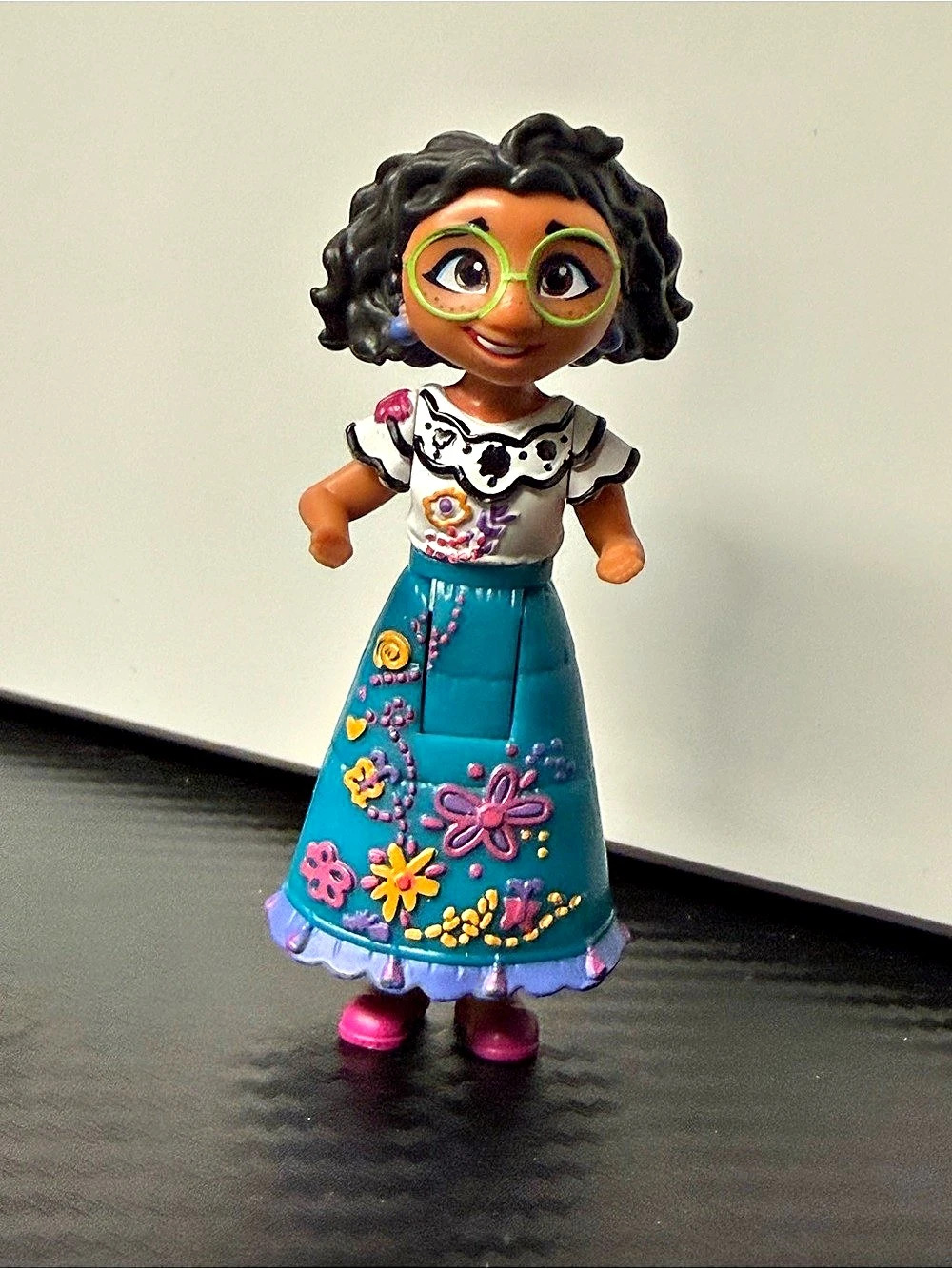 Jakks Pacific Disney Encanto Mirabel Small Doll Figure